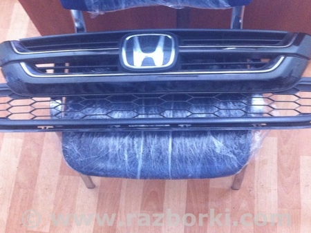 Решетка радиатора для Honda CR-V Киев