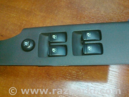Блок кнопок стеклоподъемников для Chevrolet Aveo (все модели) Киев 96652180