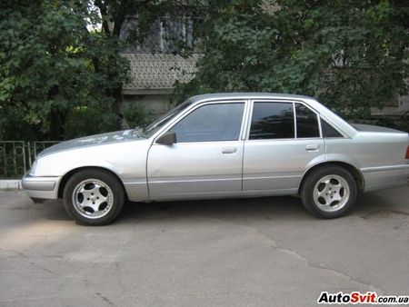 Все на запчасти для Opel Rekord E1/E2 (77-86) Киев