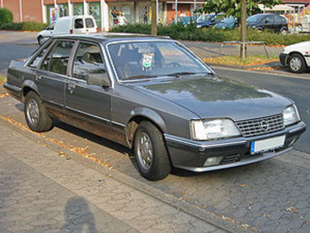 Все на запчасти для Opel Senator Киев