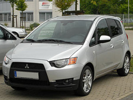 Все на запчасти для Mitsubishi Colt Киев