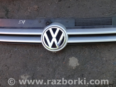 Решетка радиатора для Volkswagen Golf IV Mk4 (08.1997-06.2006) Львов