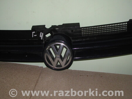 Решетка радиатора для Volkswagen Golf IV Mk4 (08.1997-06.2006) Львов