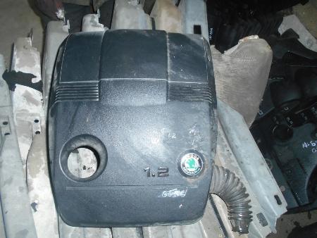 Декоративная крышка мотора для Skoda Fabia Львов 03d129607
