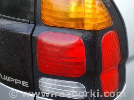 Фонарь задний правый для Mitsubishi Pajero Sport Ровно