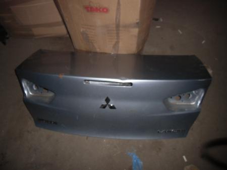 Крышка багажника для Mitsubishi Lancer X 10 (08-17) Ровно