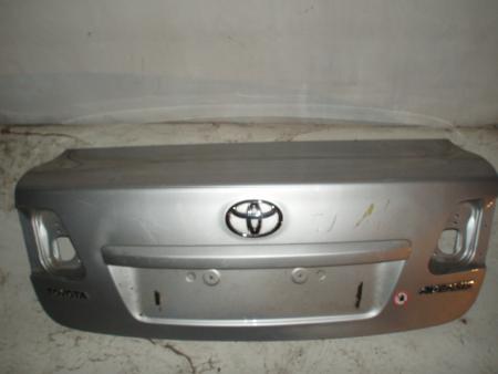 Крышка багажника для Toyota Avensis (все года выпуска) Ровно