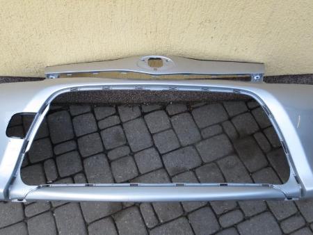 Бампер передний для Toyota Yaris (05-11) Ровно