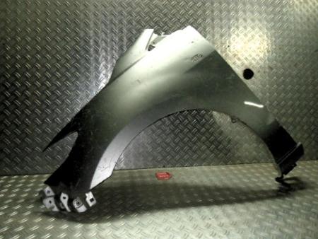 Крыло переднее левое для Mazda 5 CR (2006-2010) Ровно
