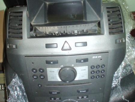 Магнитола CD+MP3 для Opel Zafira Ровно