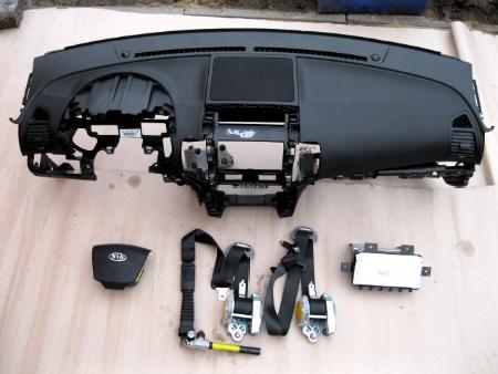 Комплект Руль+Airbag, Airbag пассажира, Торпеда, Два пиропатрона в сидения. для KIA Sorento Ровно