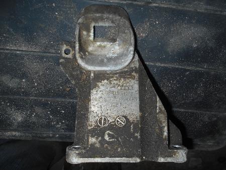 Подушка для Audi (Ауди) 100 C3/C4 (09.1982-01.1995) Львов 4A0199312C