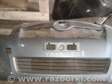 Бампер передний для Toyota Yaris (05-11) Ровно
