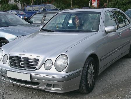 Все на запчасти для Mercedes-Benz E210 Харьков