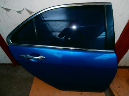 Дверь задняя для Honda Accord (все модели) Ровно