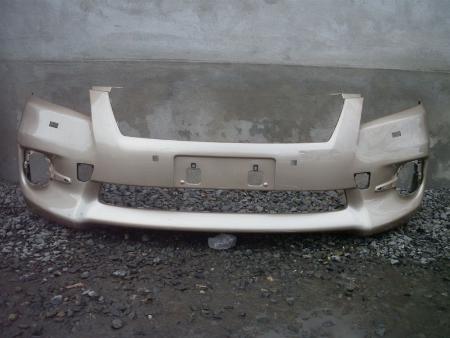 Бампер передний для Toyota RAV-4 (05-12) Ровно