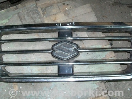 Решетка радиатора для Suzuki Vitara Киев 72414-77Е00