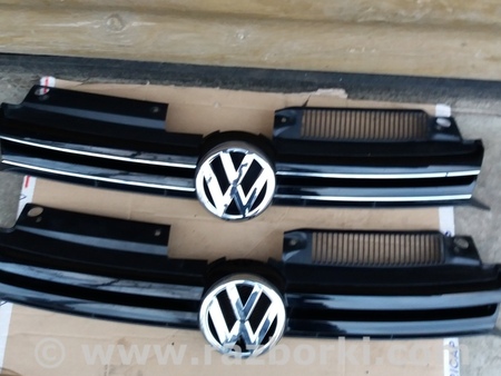 Решетка бампера для Volkswagen Golf VI Mk6 (10.2008-03.2016) Ковель