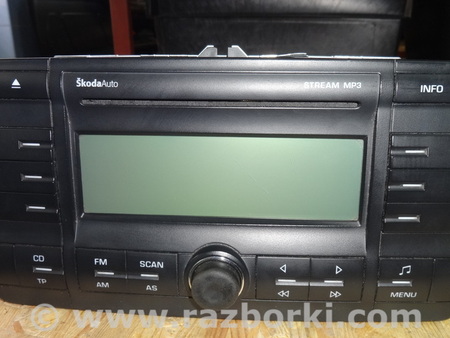 Магнитола CD для Skoda Octavia A5 Львов 1Z0035161C