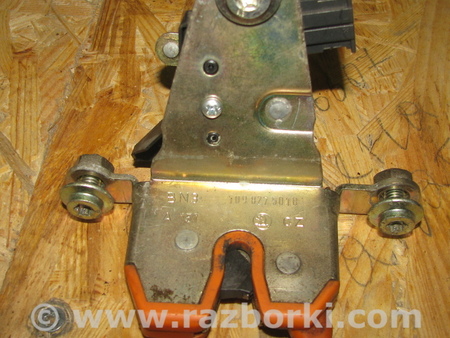 Замок крышки багажника для Skoda Octavia Львов 1U9827501B