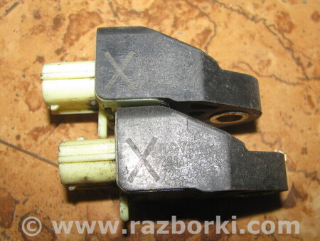 Датчик удара Air Bag для Toyota RAV-4 (05-12) Львов 89831-33030