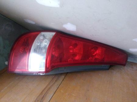 Фонарь задний левый для Hyundai i30 Киев 924012L110