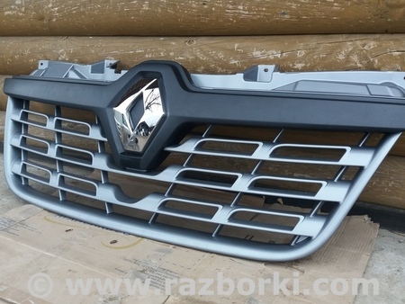 Решетка радиатора для Renault Master Ковель