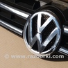 Решетка радиатора Volkswagen Touareg  