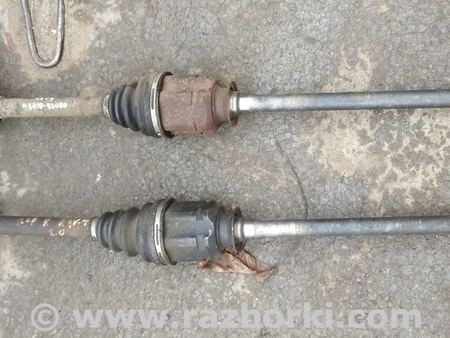 Полуось передняя правая в сборе для Toyota RAV-4 (05-12) Киев 4341042060