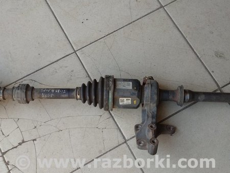 Полуось передняя правая в сборе для Toyota RAV-4 (05-12) Киев 4341042230