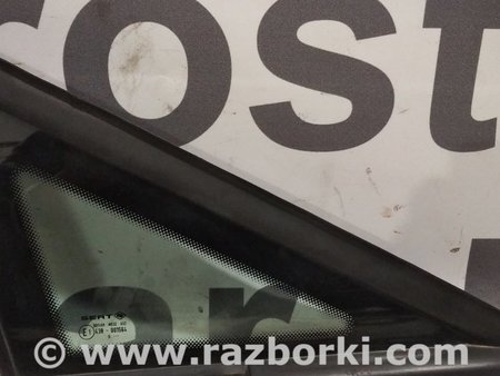 Стекло боковое переднее для Seat Ibiza Киев 6J0845412A