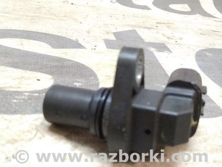 Датчик коленвала для Suzuki SX4 Киев 3322063J00