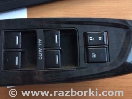 Блок кнопок стеклоподъемников для Honda Accord (все модели) Киев 35750-TA0-A22