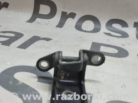 Петля двери для Toyota Camry 30 XV30 (09.2001-03.2006) Киев 68720AA020