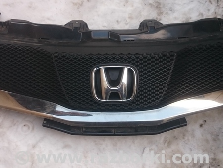 Решетка радиатора для Honda Civic 8 FK,FN1,FN2 UFO (09.2005 - 06.2012) Киев 1C1794FB5