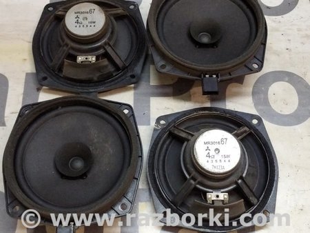 Динамики для Mitsubishi Outlander Киев MR301667	