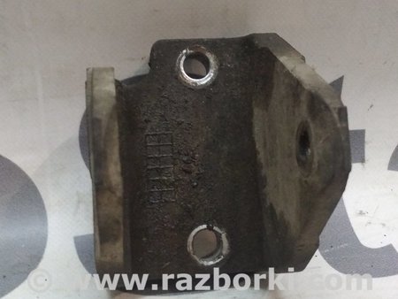 Кронштейн крепления КПП для Mitsubishi Outlander Киев 1092A024