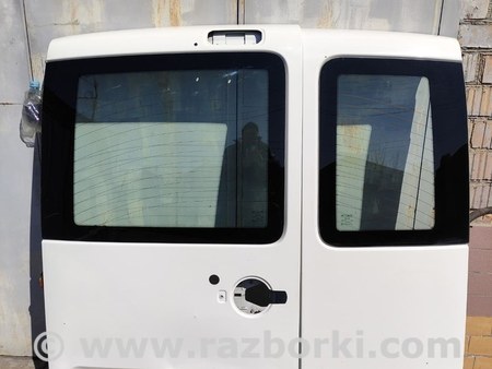 Дверь задняя двойная для Fiat Doblo Киев