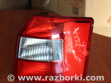 Фонарь задний правый для Audi (Ауди) A4 B6 - 8E5, 8EC (11.2000-11.2004) Львов