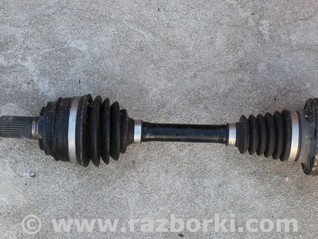 Полуось передняя левая для Volkswagen Touareg  (10-17) Львов 7P0407271C