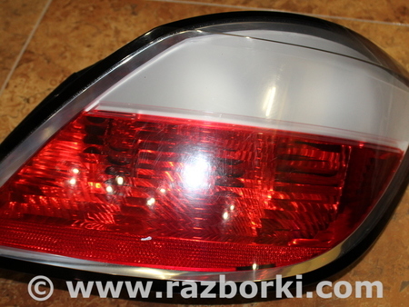 Фонарь задний правый для Opel Astra H (2004-2014) Львов