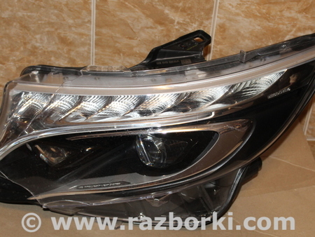 Фара передняя левая для Mercedes-Benz Vito W638 Львов A4479060101