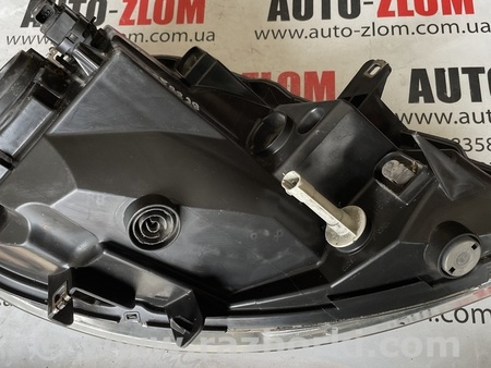 Фара передняя левая для Opel Vivaro Львов 8200701354, 93859829
