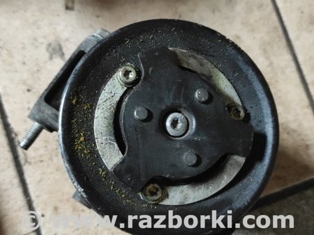 Компрессор кондиционера для Opel Insignia Киев 13250604