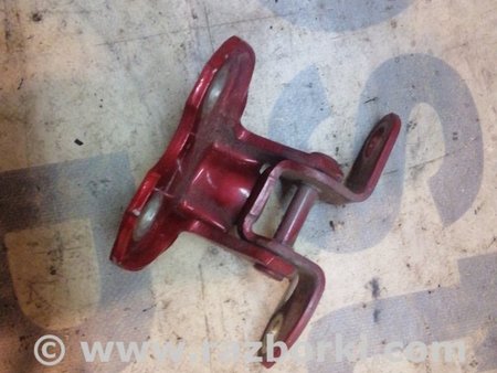 Петля двери для Toyota RAV-4 (05-12) Киев 6875020121