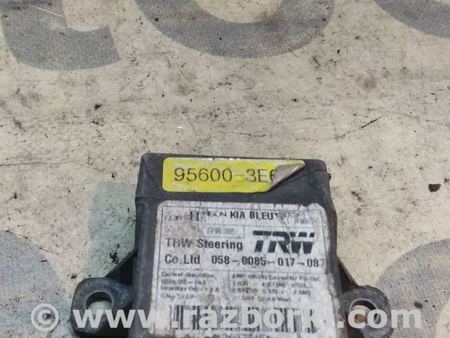 Блок управления для KIA Sorento Киев 956003E610