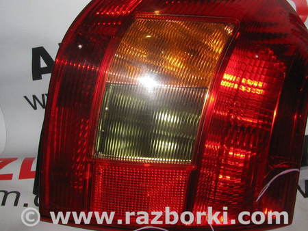 Фонарь задний правый для Toyota Corolla E120 (08.2000-02.2007) Львов