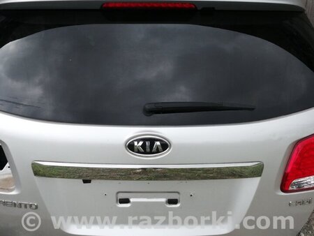 Крышка багажника в сборе для KIA Sorento Киев 737002P050