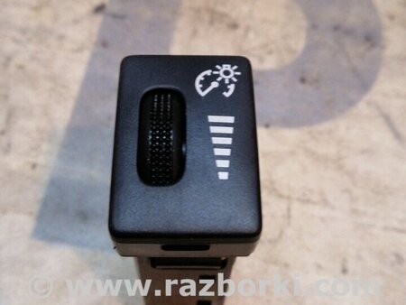 Корректор фар для Toyota RAV-4 (05-12) Киев 8411942020