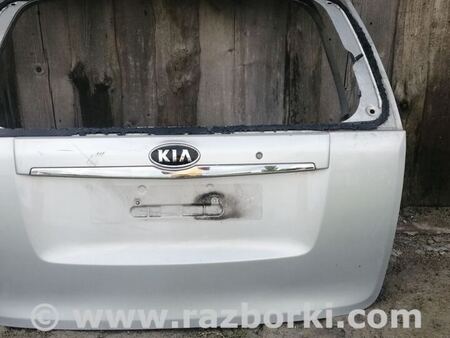 Крышка багажника для KIA Carnival 2 (2006-2014) Киев 737004D032